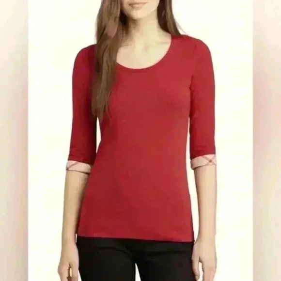 Women's Burberry Maroon T-shirt - size small nwt - Picture 1 of 7